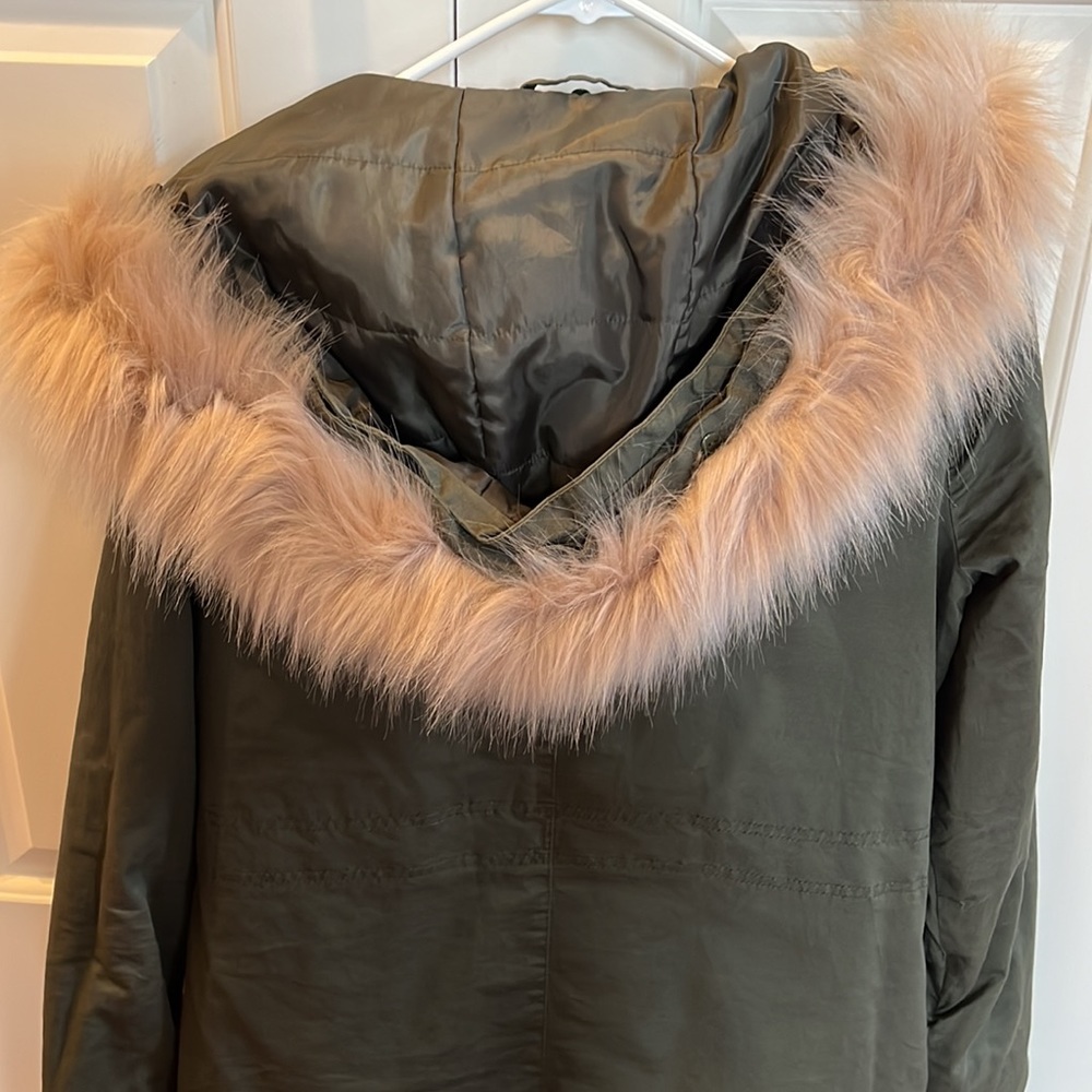 Never worn! Like new! - Picture 5 of 6